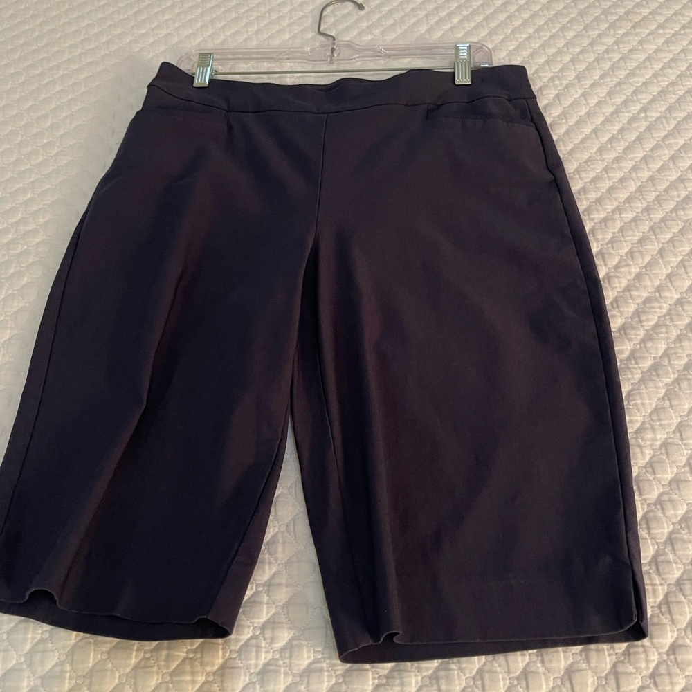 Chico's Navy Bridget Shorts Classic Cotton/poly Blend